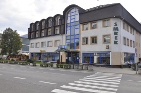 Hotel Smrek pokoje nocleg zakwaterowanie wypoczynek na Słowacji Liptowski Gródek